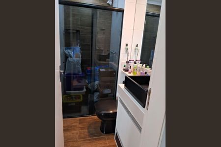 Apartamento à venda com 62m², 2 quartos e 2 vagas Apartamento à venda com 62m², 2 quartos e 2 vagasBanheiro 2