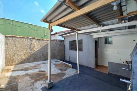 Casa para alugar com 119m², 2 quartos e 2 vagasQuintal