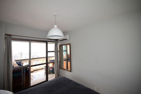 Apartamento à venda com 72m², 1 quarto e 1 vagaQuarto