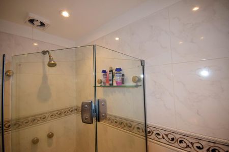 Apartamento à venda com 72m², 1 quarto e 1 vagaBanheiro