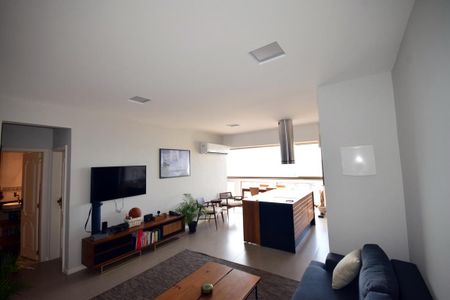 Apartamento à venda com 72m², 1 quarto e 1 vagaSala