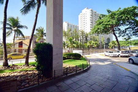 Apartamento à venda com 72m², 1 quarto e 1 vagaEntrada Social