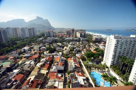 Apartamento à venda com 72m², 1 quarto e 1 vagaVista Externa
