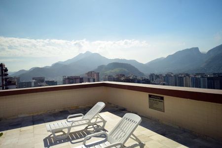 Apartamento à venda com 72m², 1 quarto e 1 vagaCobertura