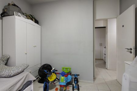 Apartamento à venda com 73m², 3 quartos e 1 vagaQuarto 2