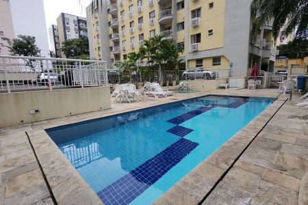 Apartamento à venda com 73m², 3 quartos e 1 vagaÁrea comum - Piscina