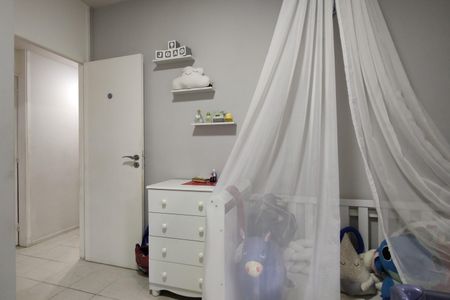 Apartamento à venda com 73m², 3 quartos e 1 vagaQuarto 2