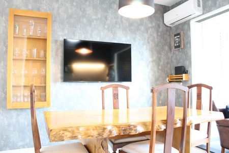Apartamento à venda com 57m², 2 quartos e 1 vagaSala