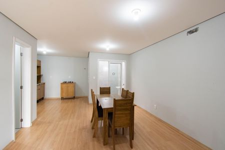 Casa de condomínio para alugar com 114m², 3 quartos e 2 vagas Casa de condomínio para alugar com 114m², 3 quartos e 2 vagasSala