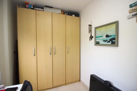Apartamento à venda com 67m², 3 quartos e 1 vagaQuarto 2