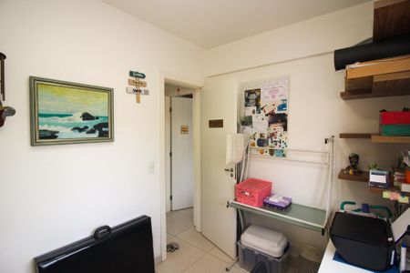 Apartamento à venda com 67m², 3 quartos e 1 vagaQuarto 2