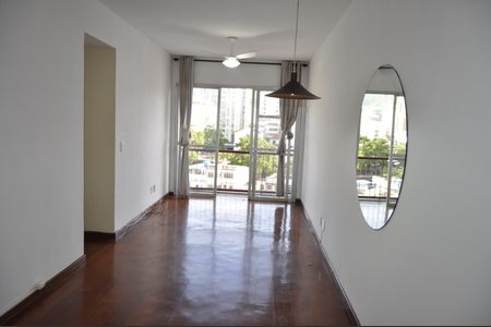 Apartamento à venda com 69m², 2 quartos e 1 vagaSala