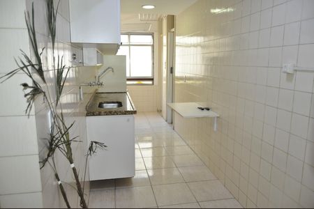 Apartamento à venda com 69m², 2 quartos e 1 vagaCozinha