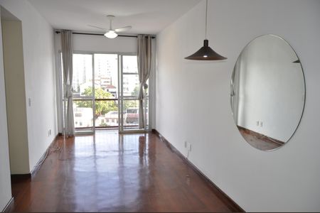 Apartamento à venda com 69m², 2 quartos e 1 vagaSala