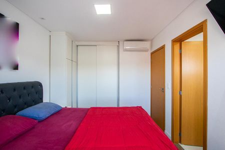 Apartamento à venda com 96m², 3 quartos e 2 vagas Suíte