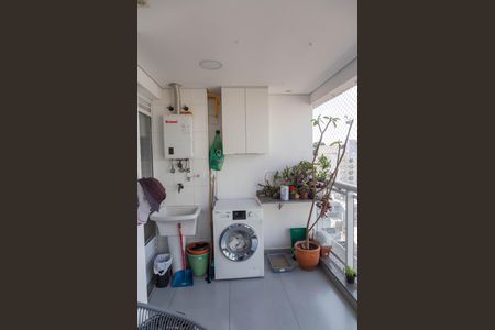 Apartamento para alugar com 58m², 2 quartos e 1 vaga Apartamento para alugar com 58m², 2 quartos e 1 vagaVaranda e area de serviço