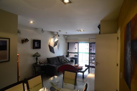 Sala de apartamento à venda com 3 quartos, 101m² em Barra da Tijuca, Rio de Janeiro