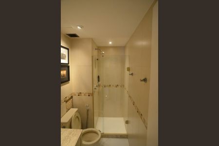 Apartamento à venda com 101m², 3 quartos e 1 vagaBanheiro Social