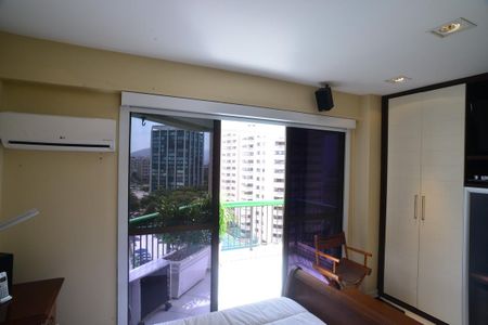 Apartamento à venda com 101m², 3 quartos e 1 vagaSuíte