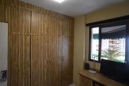 Apartamento à venda com 101m², 3 quartos e 1 vagaQuarto