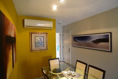 Apartamento à venda com 101m², 3 quartos e 1 vagaSala