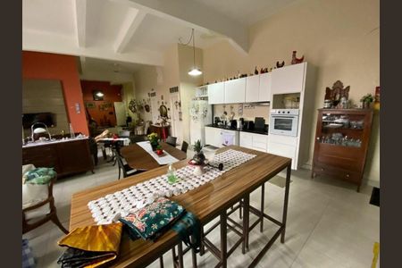 Casa à venda com 360m², 5 quartos e 3 vagas