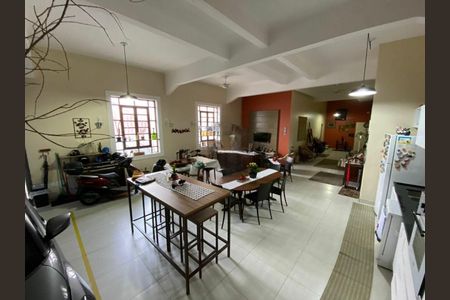 Casa à venda com 360m², 5 quartos e 3 vagas