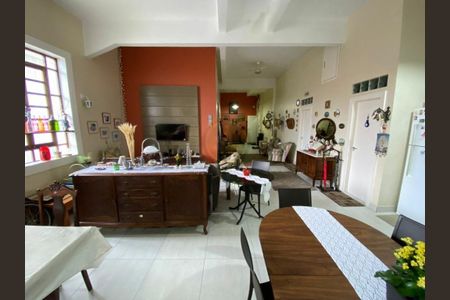 Casa à venda com 360m², 5 quartos e 3 vagas