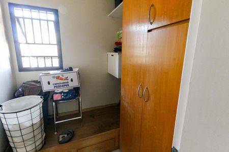Apartamento à venda com 212m², 3 quartos e sem vagaQuarto de Serviço