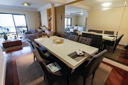 Apartamento à venda com 212m², 3 quartos e sem vagaSala de Jantar
