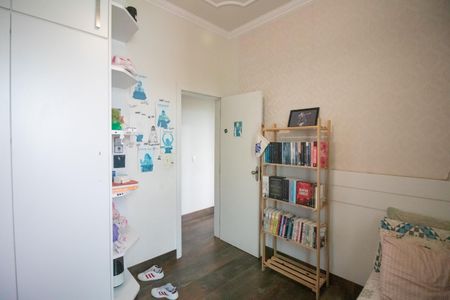 Casa à venda com 343m², 4 quartos e 3 vagasQuarto