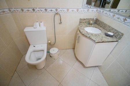 Casa à venda com 343m², 4 quartos e 3 vagasBanheiro