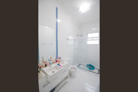 Casa à venda com 343m², 4 quartos e 3 vagasBanheiro Social