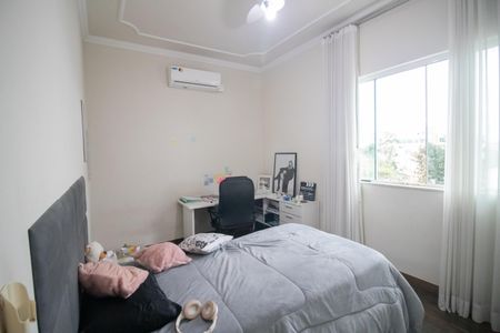 Casa à venda com 343m², 4 quartos e 3 vagasQuarto 1