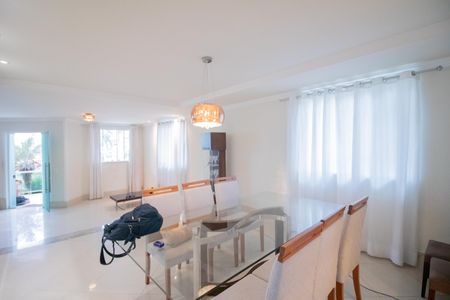 Casa à venda com 343m², 4 quartos e 3 vagasSala de Jantar