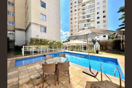 Apartamento à venda com 89m², 3 quartos e 2 vagas Apartamento à venda com 89m², 3 quartos e 2 vagasÁrea comum - Piscina