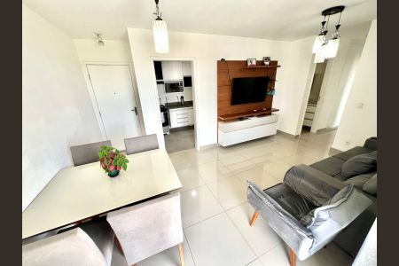Apartamento à venda com 89m², 3 quartos e 2 vagas Apartamento à venda com 89m², 3 quartos e 2 vagasSala
