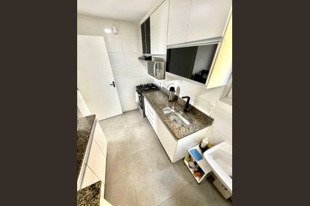 Apartamento à venda com 89m², 3 quartos e 2 vagas Apartamento à venda com 89m², 3 quartos e 2 vagasCozinha