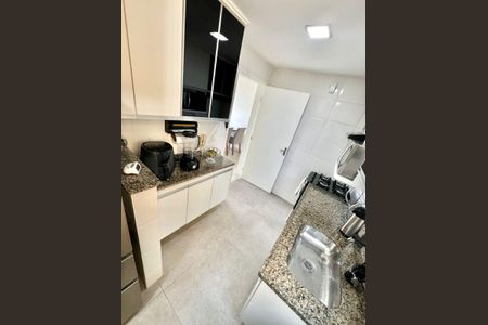 Apartamento à venda com 89m², 3 quartos e 2 vagas Apartamento à venda com 89m², 3 quartos e 2 vagasCozinha