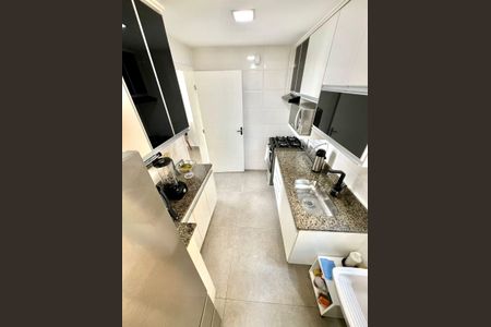 Apartamento à venda com 89m², 3 quartos e 2 vagas Apartamento à venda com 89m², 3 quartos e 2 vagasCozinha