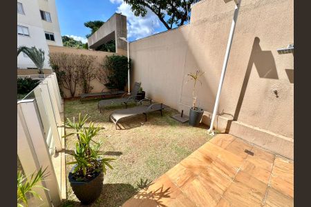 Apartamento à venda com 89m², 3 quartos e 2 vagas Apartamento à venda com 89m², 3 quartos e 2 vagasÁrea comum - Piscina