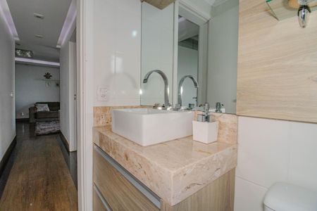 Apartamento à venda com 85m², 3 quartos e 2 vagas Apartamento à venda com 85m², 3 quartos e 2 vagasBanheiro Social