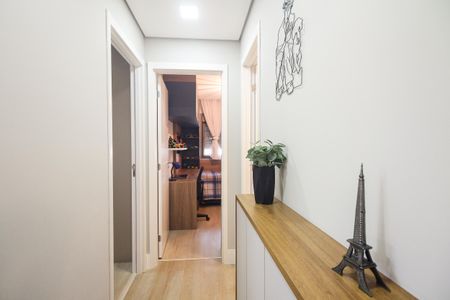 Apartamento à venda com 81m², 3 quartos e 1 vaga Apartamento à venda com 81m², 3 quartos e 1 vagaCorredor de Acesso