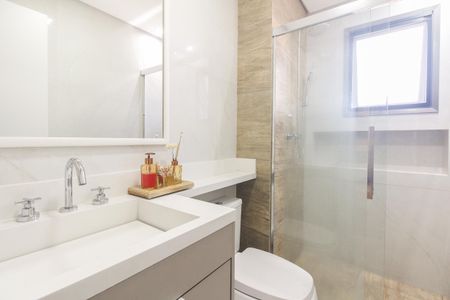 Apartamento à venda com 81m², 3 quartos e 1 vaga Apartamento à venda com 81m², 3 quartos e 1 vagaBanheiro Suíte