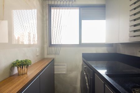 Apartamento à venda com 81m², 3 quartos e 1 vaga Apartamento à venda com 81m², 3 quartos e 1 vagaÁrea de Serviço