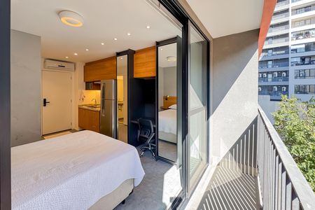 Studio para alugar com 20m², 1 quarto e sem vaga Studio para alugar com 20m², 1 quarto e sem vagaVaranda