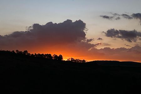 Casa de condomínio à venda com 500m², 3 quartos e 4 vagasVista Quintal