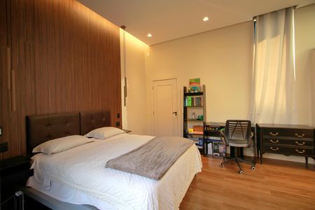 Casa de condomínio à venda com 500m², 3 quartos e 4 vagasSuíte 3