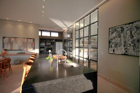 Casa de condomínio à venda com 500m², 3 quartos e 4 vagasCozinha