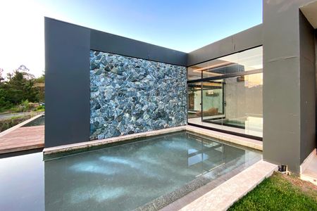 Casa de condomínio à venda com 500m², 3 quartos e 4 vagasLago